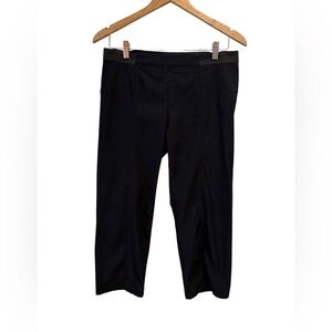 Simply Vera Vera Wang Black Capri Pants - Women’s Medium